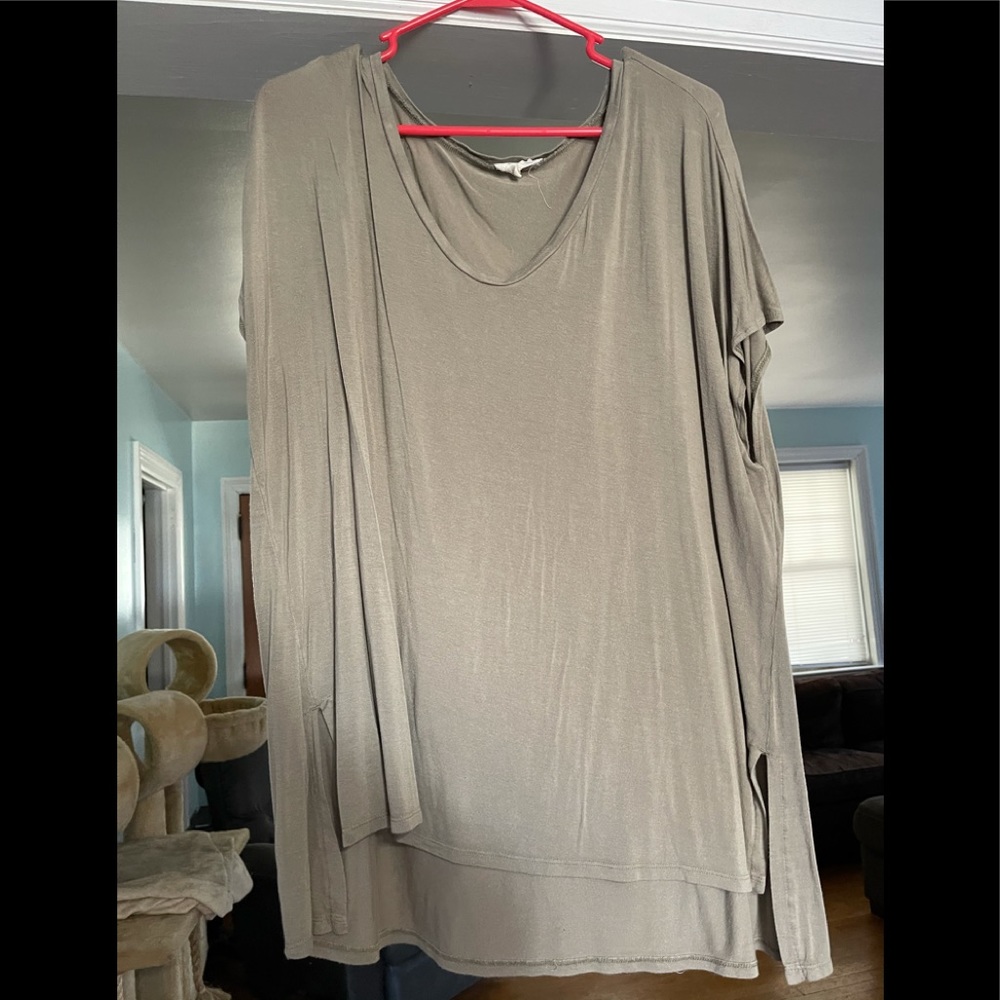 Loft T-shirt
